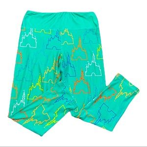 Disney Parks Castle Print Capri Leggings